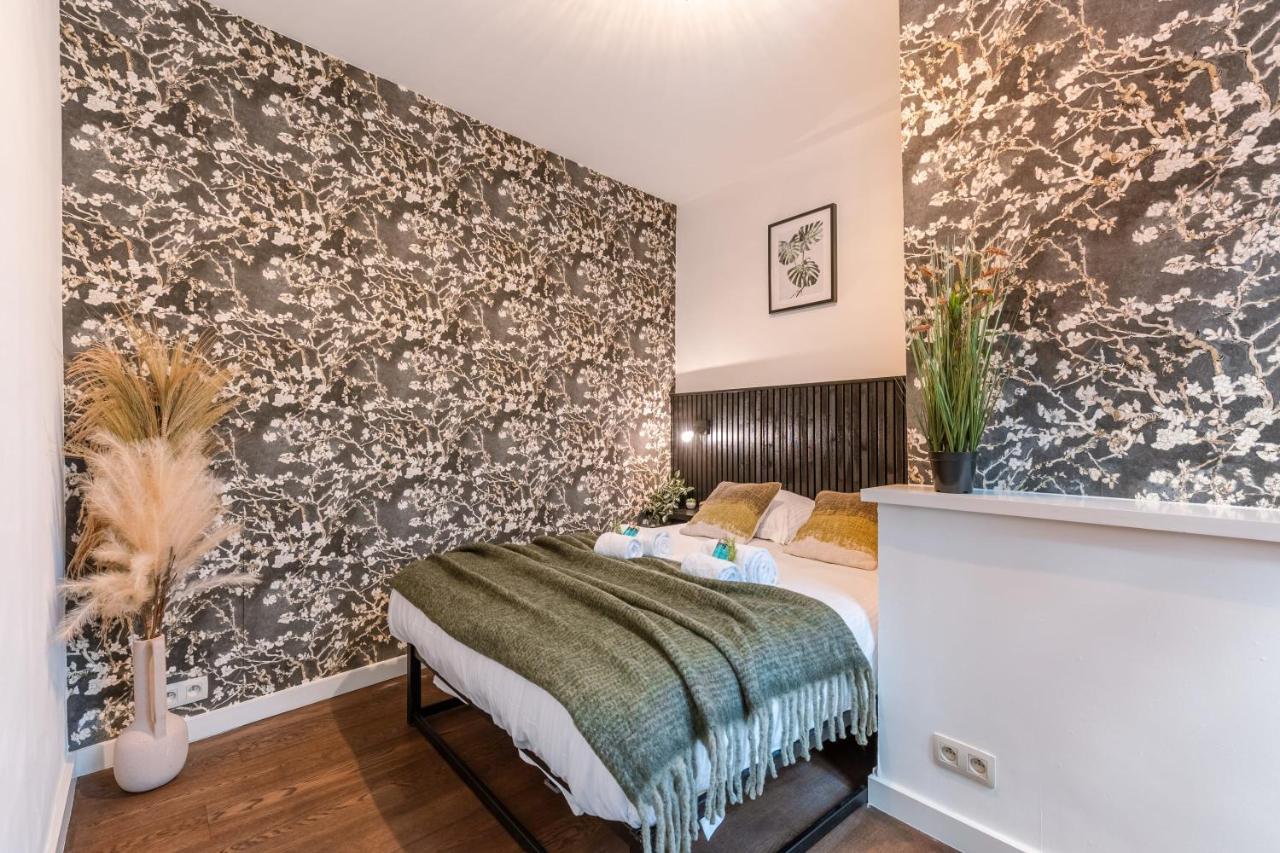 Authentic Apartment In The Heart Of אנטוורפן מראה חיצוני תמונה
