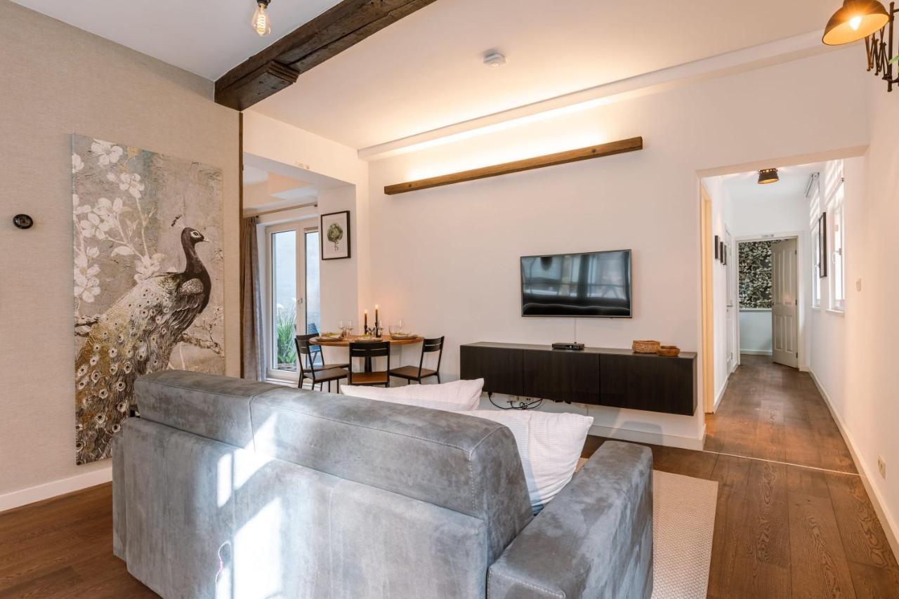 Authentic Apartment In The Heart Of אנטוורפן מראה חיצוני תמונה